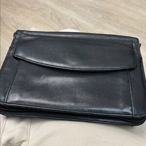 Vintage Yamani Black Leather Messenger Bag - unisex